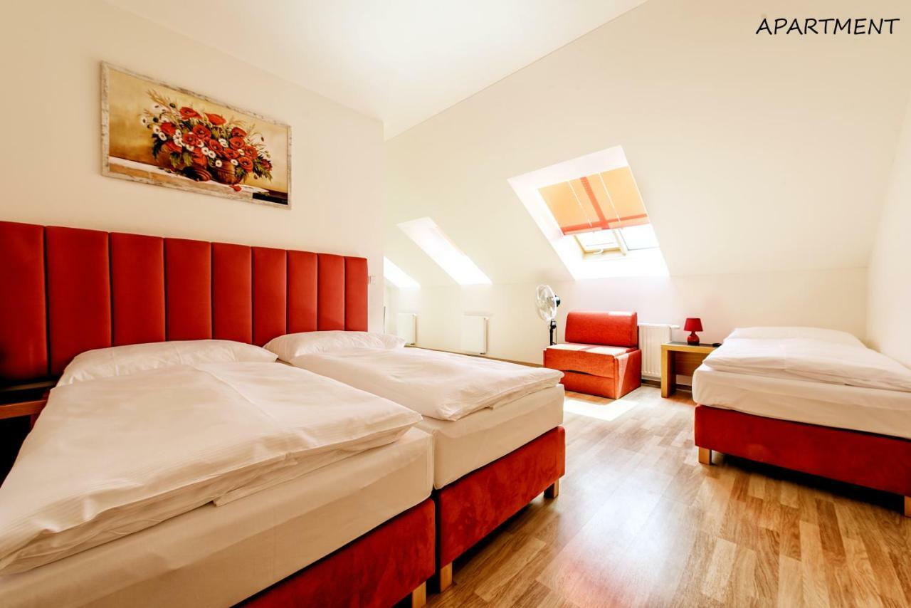 Hotel Otakar Praga Exterior foto